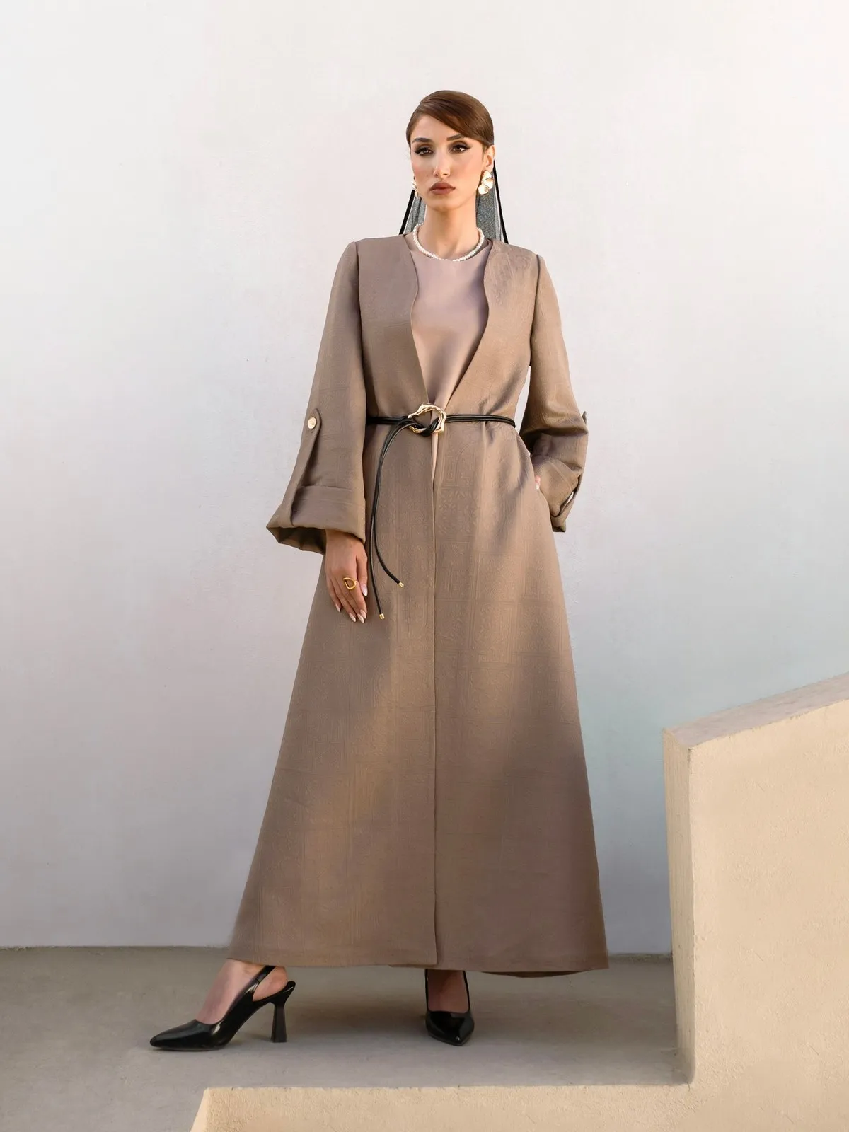 Abrigo Largo Envolvente, color Beige
